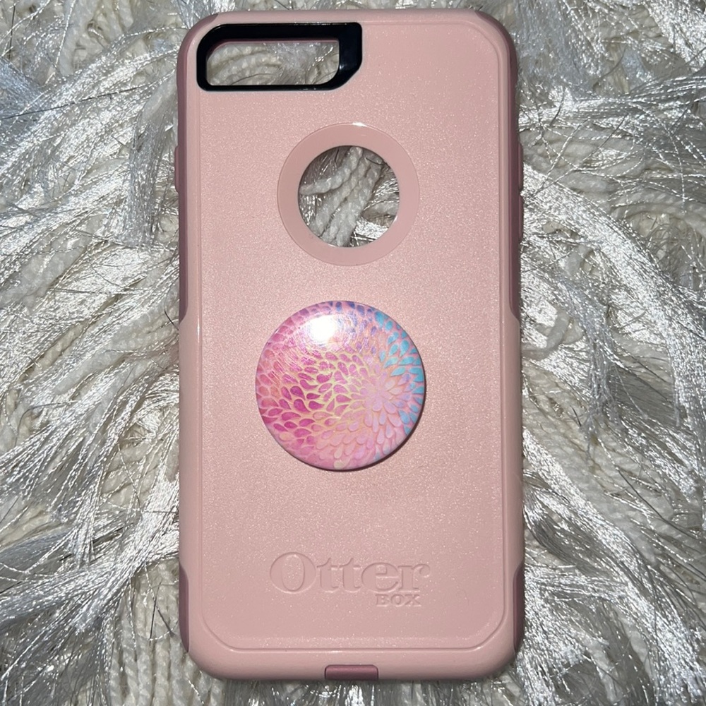 OtterBox iPhone 8 Plus Case 💗🌐